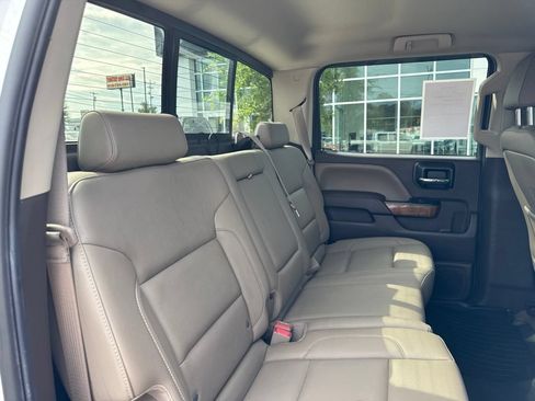 Used 2015 GMC Sierra 1500 SLT w/ SLT Crew Cab Value Package AWD/4WD image 22
