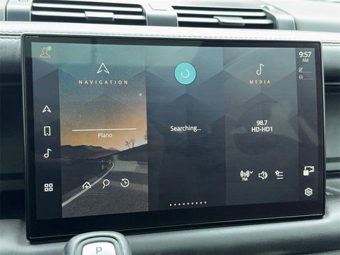 Used 2023 Land Rover Defender 110 V8 image 27