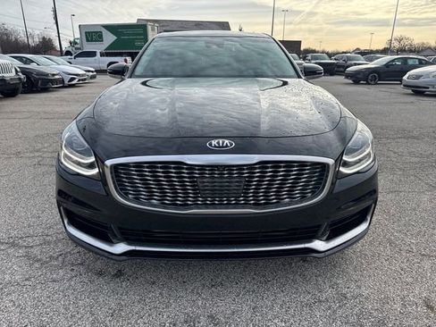 Used 2019 Kia K900 Luxury w/ VIP Package image 2