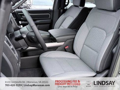 New 2026 RAM 1500 4x4 Crew Cab image 19