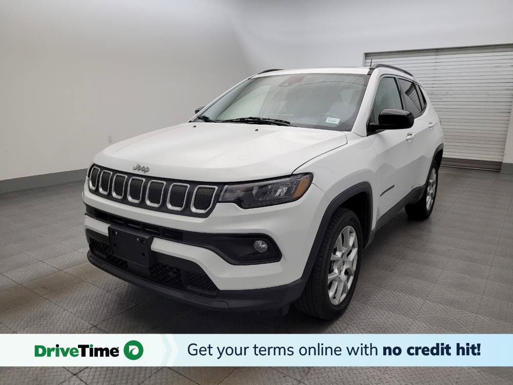 Used 2022 Jeep Compass Latitude w/ Sun and Sound Group AWD/4WD image 1