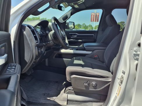 Used 2025 RAM 1500 Lone Star AWD/4WD image 10