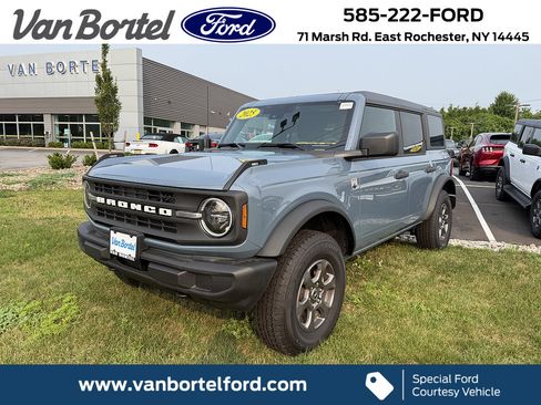 Used 2025 Ford Bronco Big Bend AWD/4WD image 1