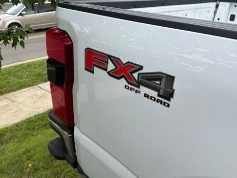 Used 2024 Ford F250 XLT w/ 360-Degree Camera Package AWD/4WD image 10