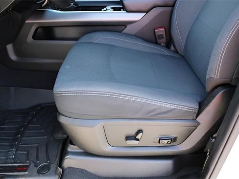 Used 2022 RAM 2500 Big Horn w/ Night Edition image 14