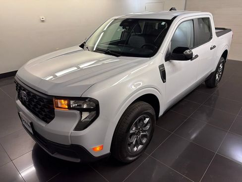 New 2026 Ford Maverick XLT w/ Equipment Group 301A AWD/4WD image 3