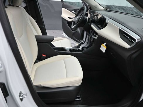 New 2026 Buick Encore GX Preferred AWD/4WD image 21