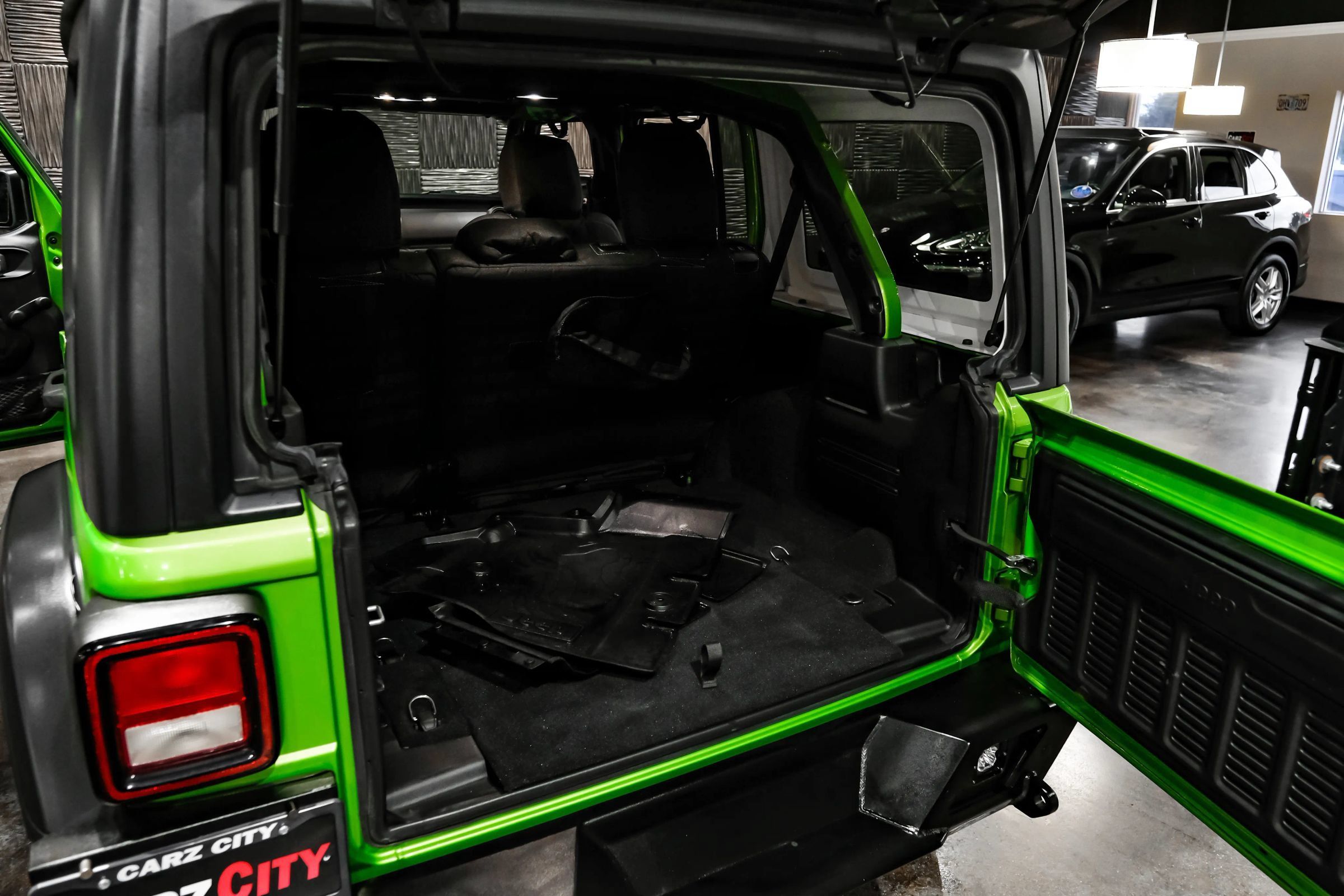 Used 2020 Jeep Wrangler Unlimited Sport AWD/4WD image 52