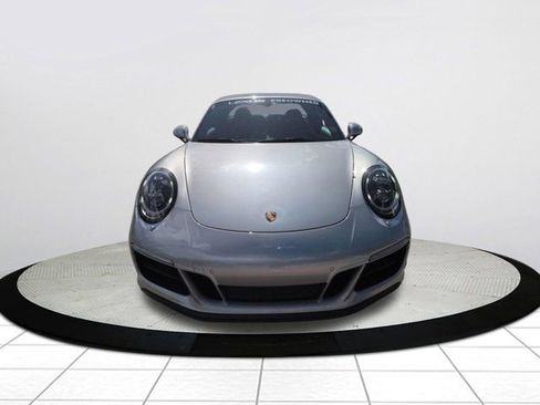 Used 2018 Porsche 911 Targa 4 GTS image 8