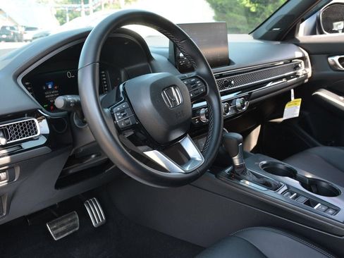 Used 2025 Honda Civic Sport Touring image 11