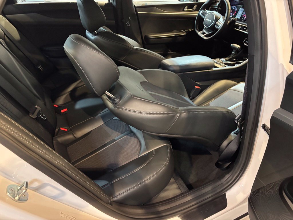 Used 2024 Kia K5 GT-Line FWD image 8