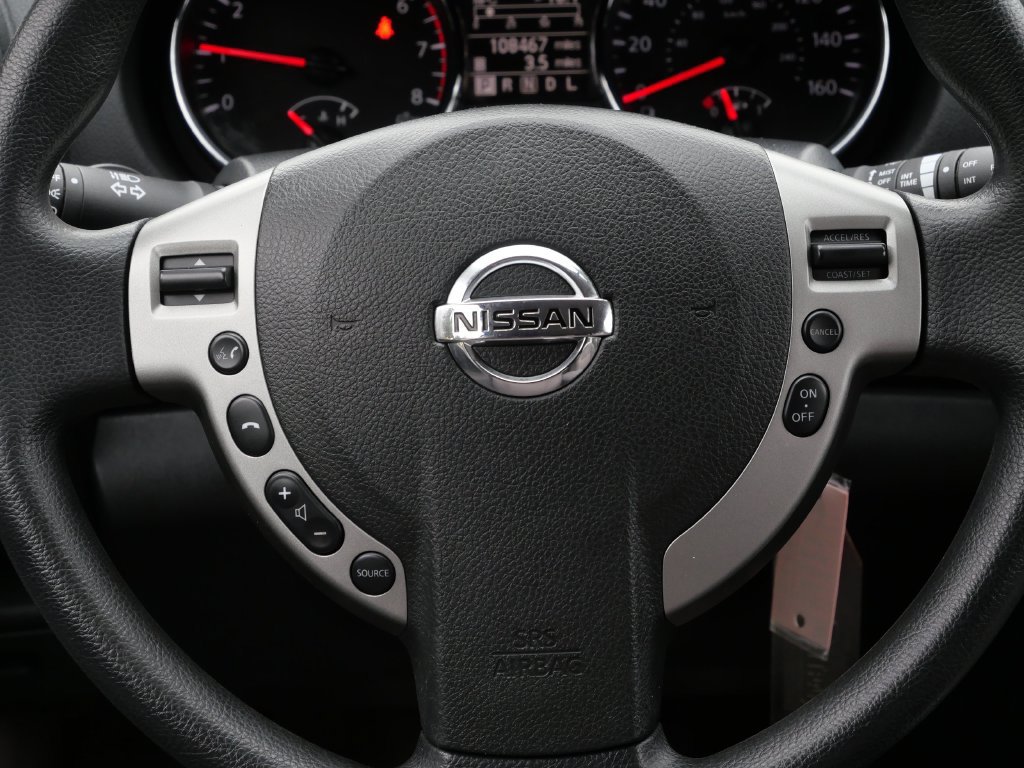 Used 2011 Nissan Rogue SV AWD/4WD image 16