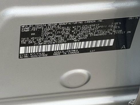 Used 2014 Toyota RAV4 XLE image 27