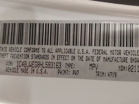 Used 2017 Jeep Wrangler Unlimited Sahara w/ Dual Top Group image 34