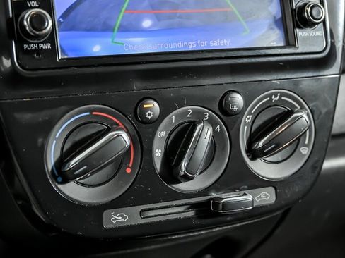 Used 2018 Mitsubishi Mirage ES FWD image 25