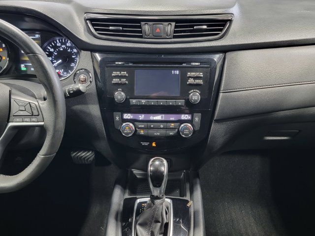 Used 2017 Nissan Rogue SV w/ Midnight Edition Package AWD/4WD image 18