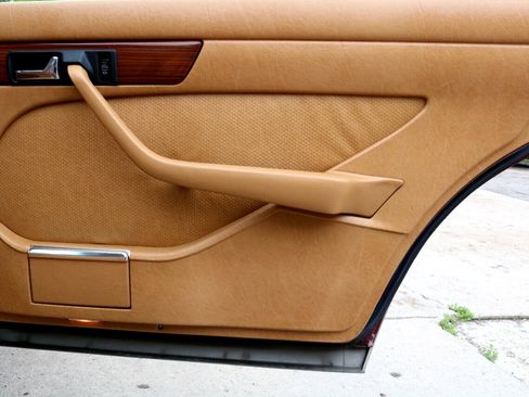 Used 1987 Mercedes-Benz 420 SEL image 37