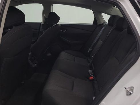 Certified 2025 Honda Accord SE image 11