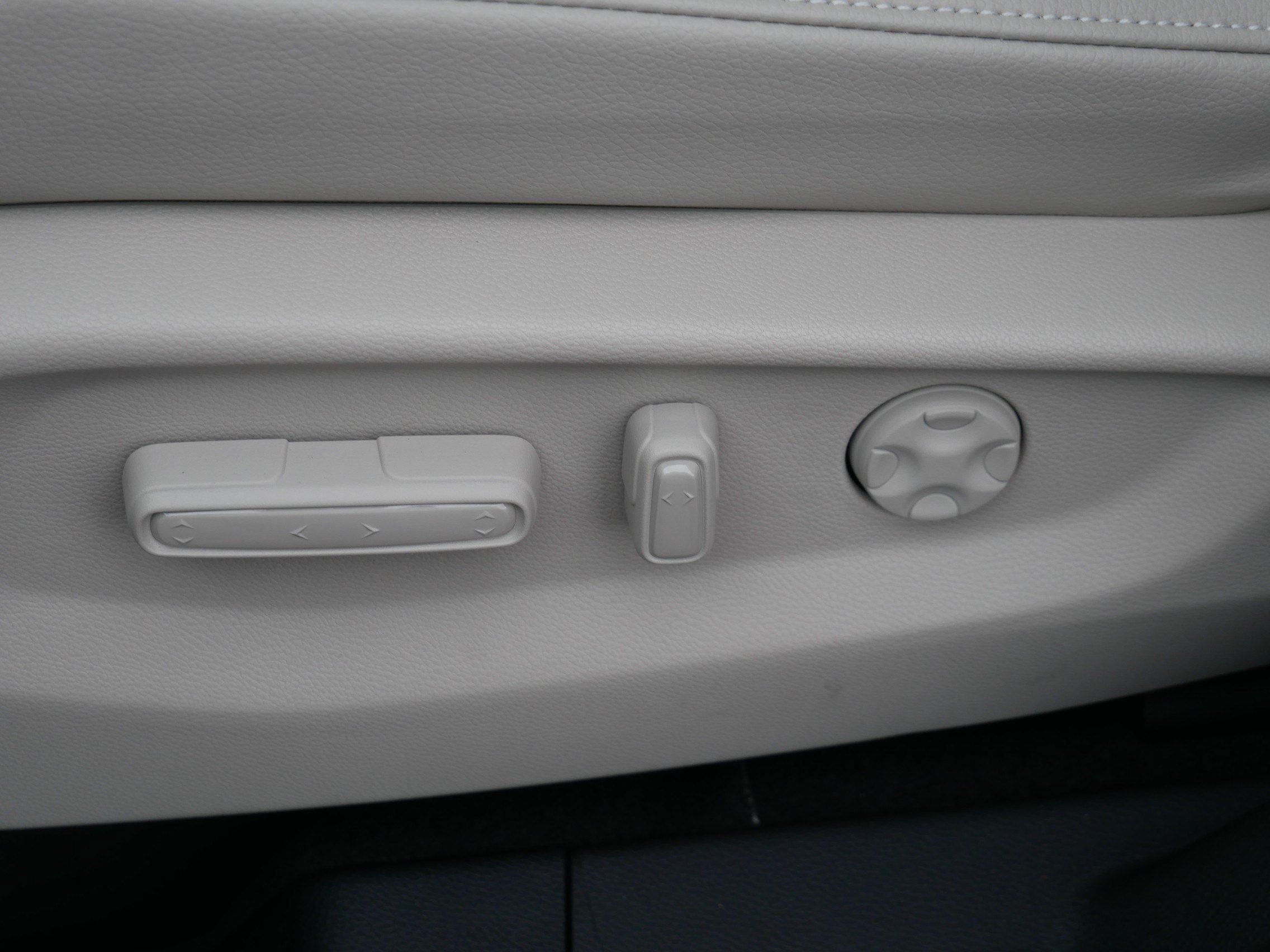 New 2027 Honda Odyssey EX-L image 16