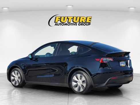 Used 2024 Tesla Model Y Long Range AWD/4WD image 7