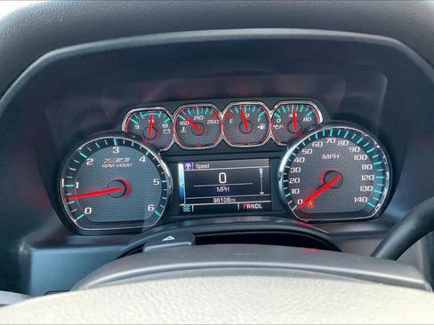 Used 2018 Chevrolet Silverado 1500 LT w/ Redline Edition image 25