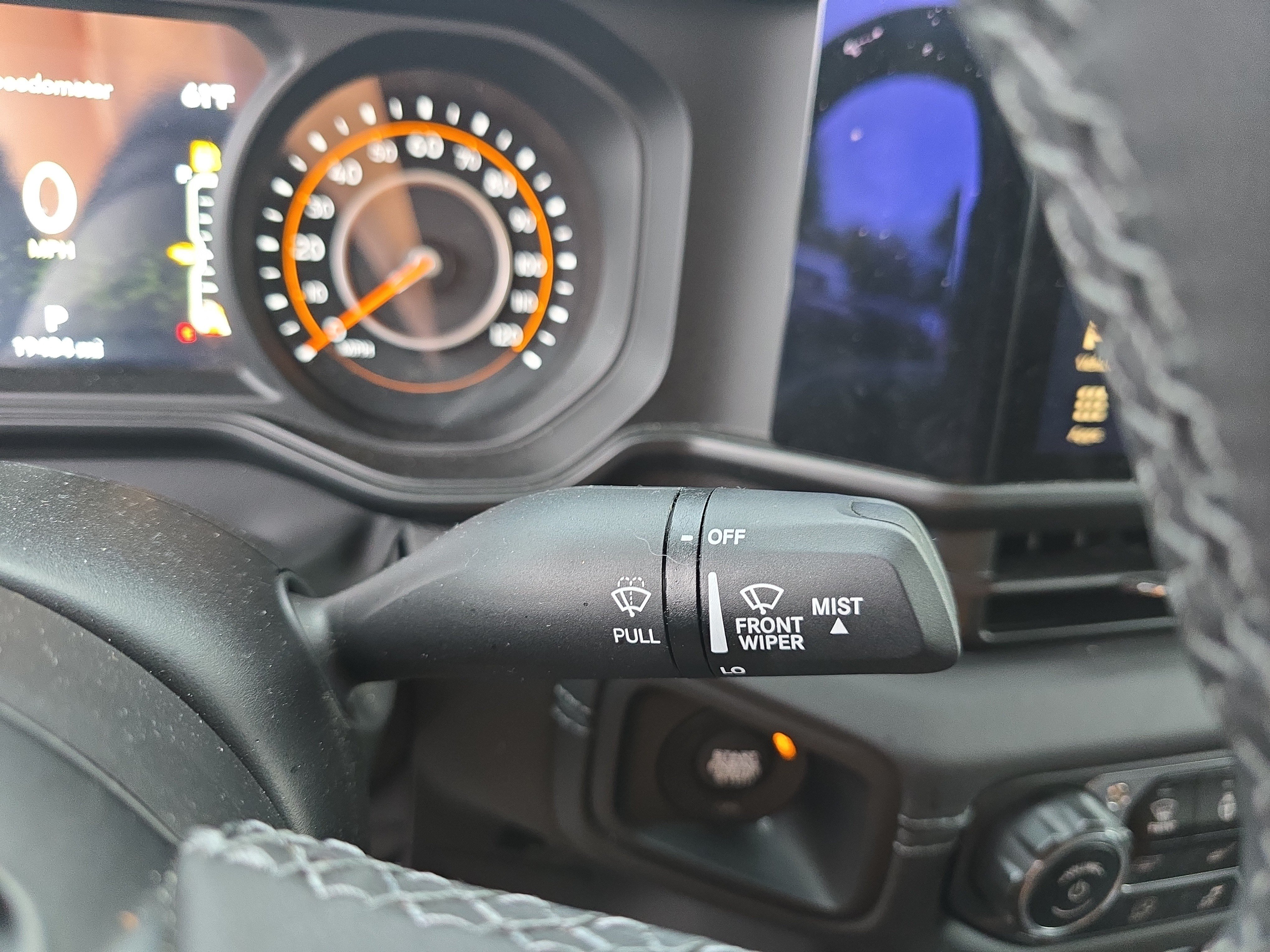 Used 2025 Jeep Gladiator Mojave w/ Convenience Group AWD/4WD image 22