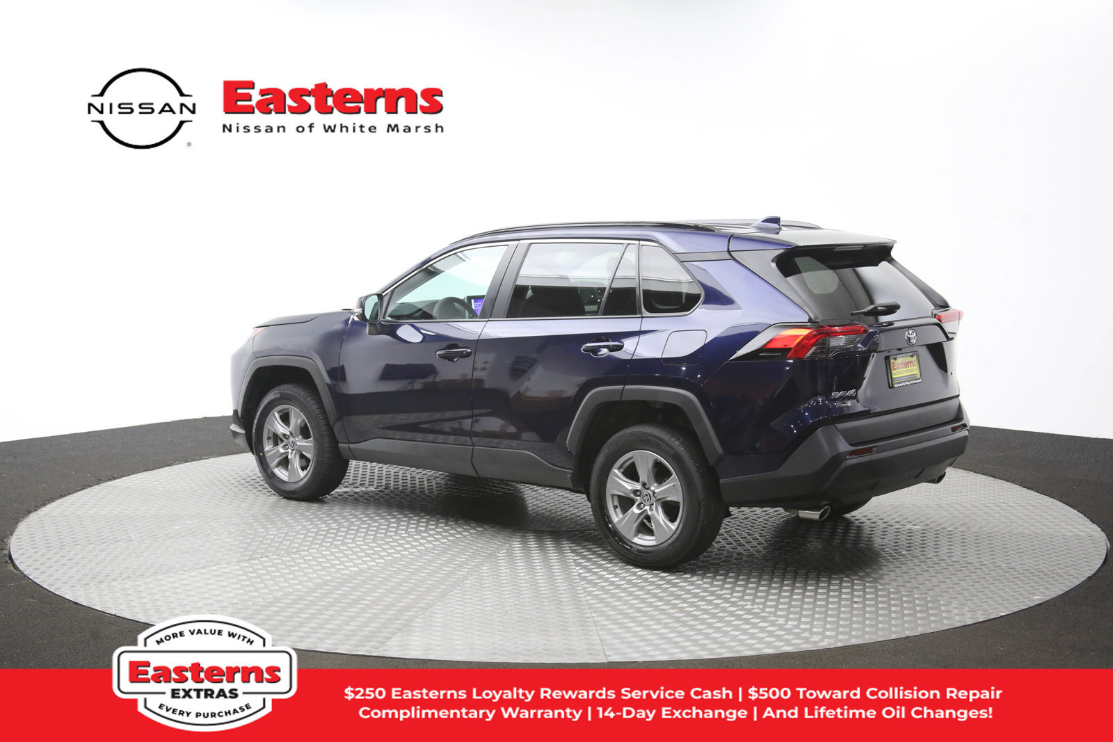 Used 2024 Toyota RAV4 XLE FWD image 63