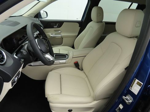 New 2026 Mercedes-Benz GLB 250 image 19