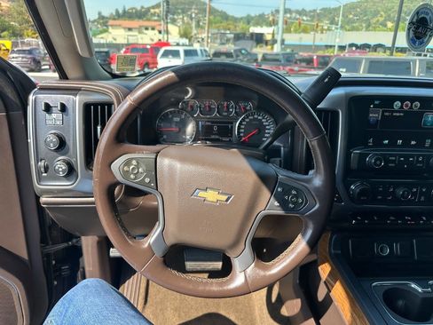 Used 2015 Chevrolet Silverado 2500 LTZ w/ Duramax Plus Package image 10
