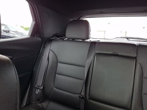 Used 2025 Chevrolet TrailBlazer RS w/ Convenience Package AWD/4WD image 19