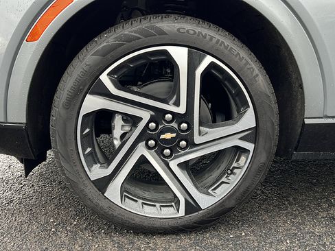 New 2026 Chevrolet Equinox EV LT image 10