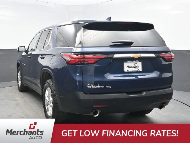 Used 2022 Chevrolet Traverse LS AWD/4WD image 5