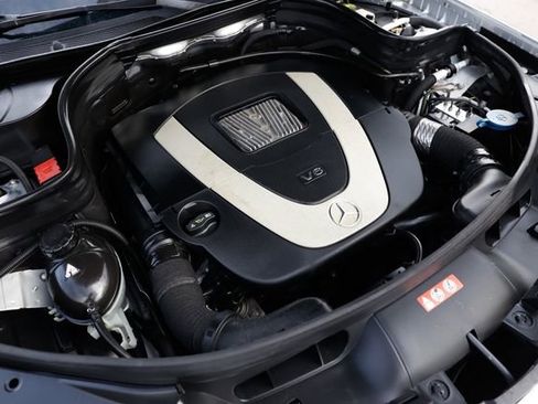 Used 2010 Mercedes-Benz GLK 350 2WD w/ Multimedia Pkg image 52