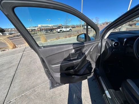 Used 2016 Chevrolet Trax LTZ w/ Midnight Edition image 23