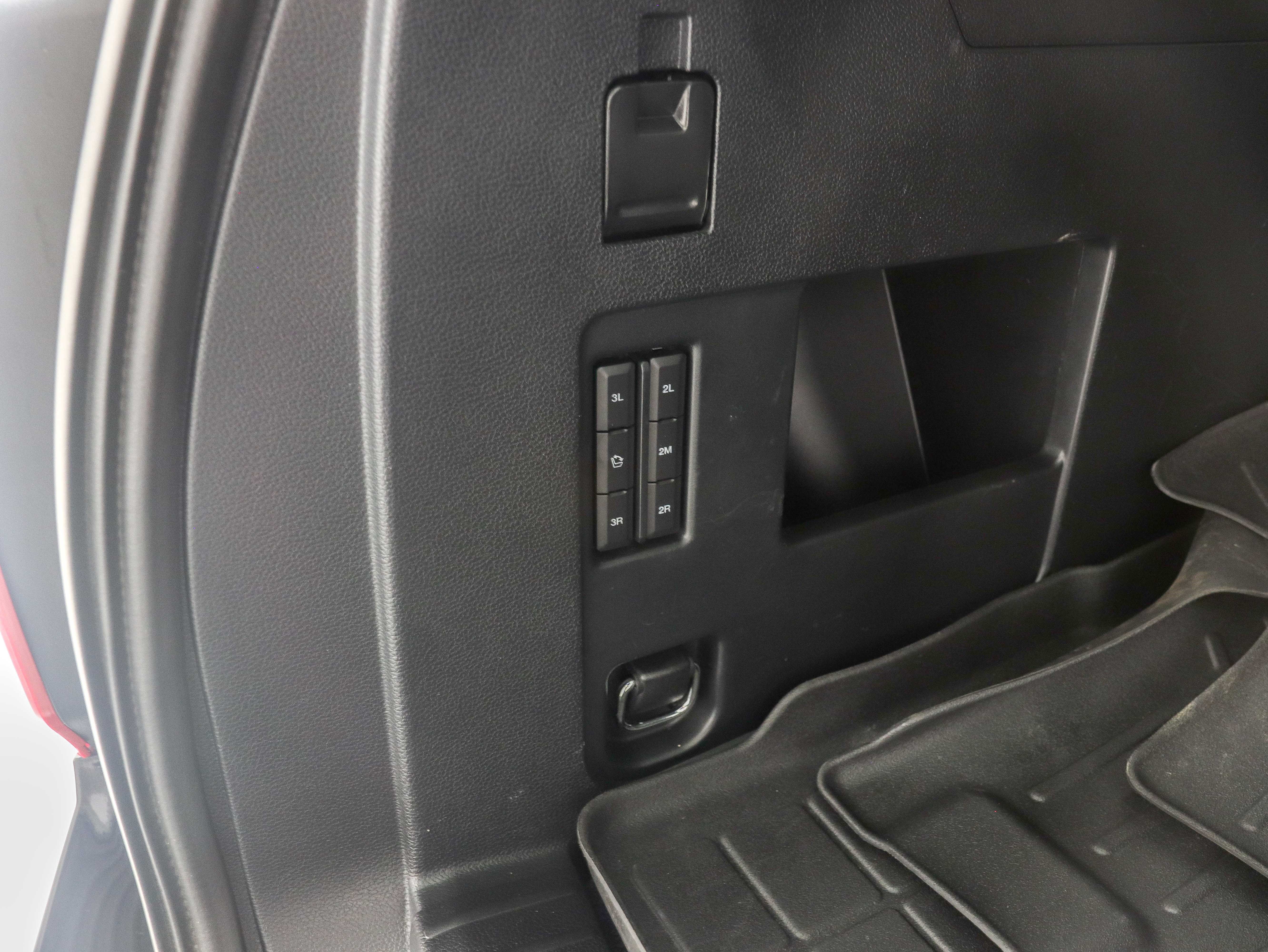 Used 2020 Ford Expedition Max XLT w/ Equipment Group 202A AWD/4WD image 13