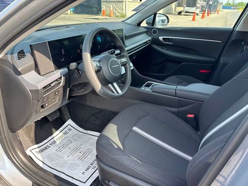 Used 2025 Hyundai Sonata SEL AWD/4WD image 9