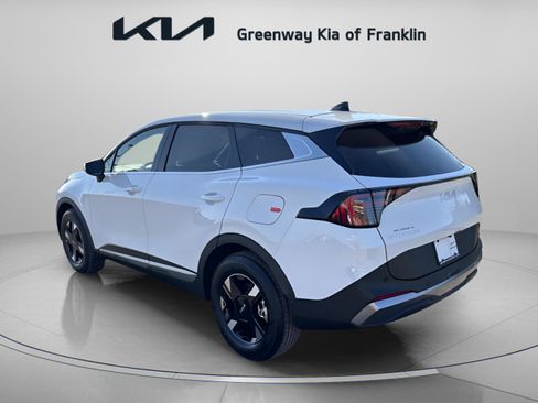 New 2026 Kia Sportage LX image 5