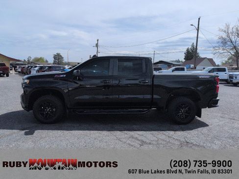 Used 2020 Chevrolet Silverado 1500 LT Trail Boss image 4