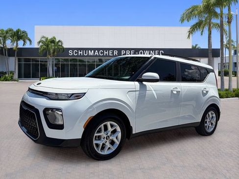 Used 2020 Kia Soul S FWD image 3