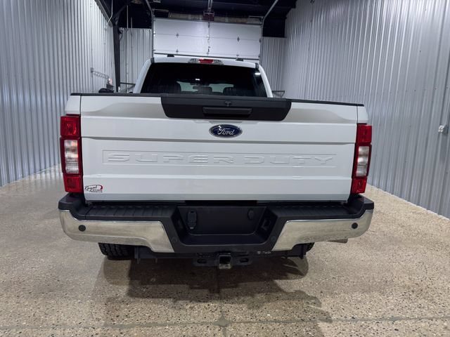 Used 2022 Ford F250 XLT w/ XLT Value Package AWD/4WD image 4