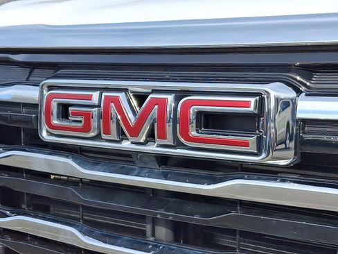 Used 2026 GMC Terrain Elevation image 28