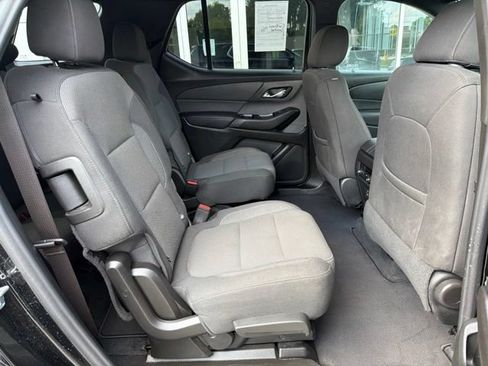 Certified 2023 Chevrolet Traverse LT AWD/4WD image 17