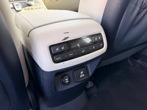 Used 2022 Hyundai Palisade Limited FWD image 30