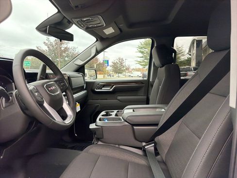 New 2026 GMC Sierra 1500 Elevation image 12