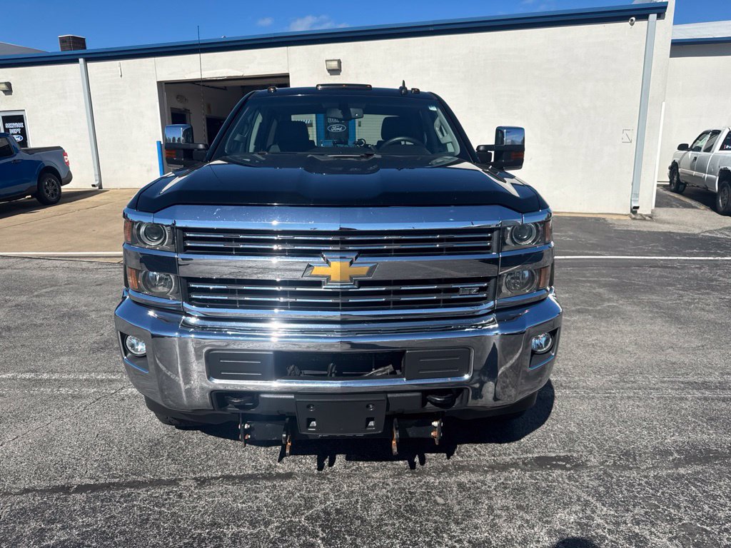 Used 2018 Chevrolet Silverado 2500 LTZ w/ Snow Plow Prep Package AWD/4WD image 9