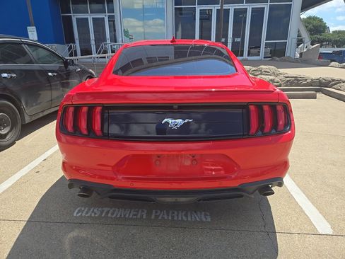 Used 2023 Ford Mustang Premium RWD image 7