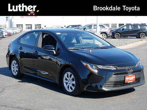 Used 2023 Toyota Corolla LE image 1