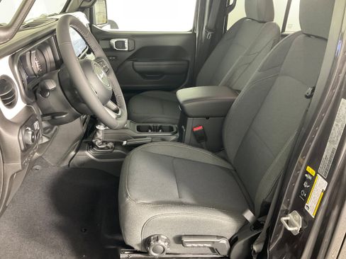 New 2026 Jeep Wrangler Unlimited Sport image 10