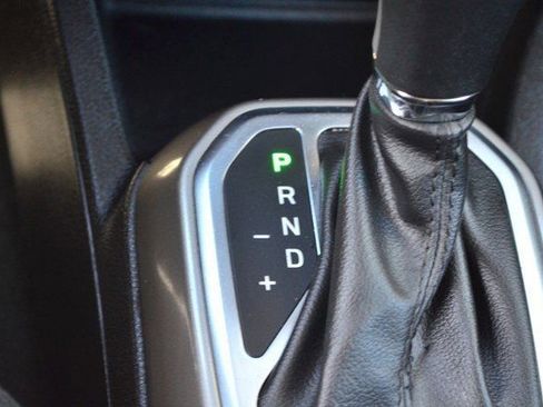 Used 2022 Jeep Renegade Latitude image 28