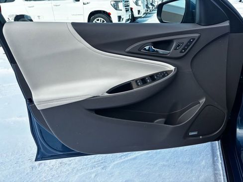 Used 2024 Chevrolet Malibu LT image 10